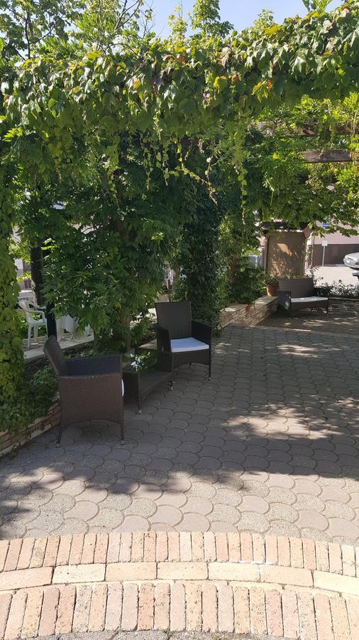 Ristorante Primula Bianca Varzi Exterior foto