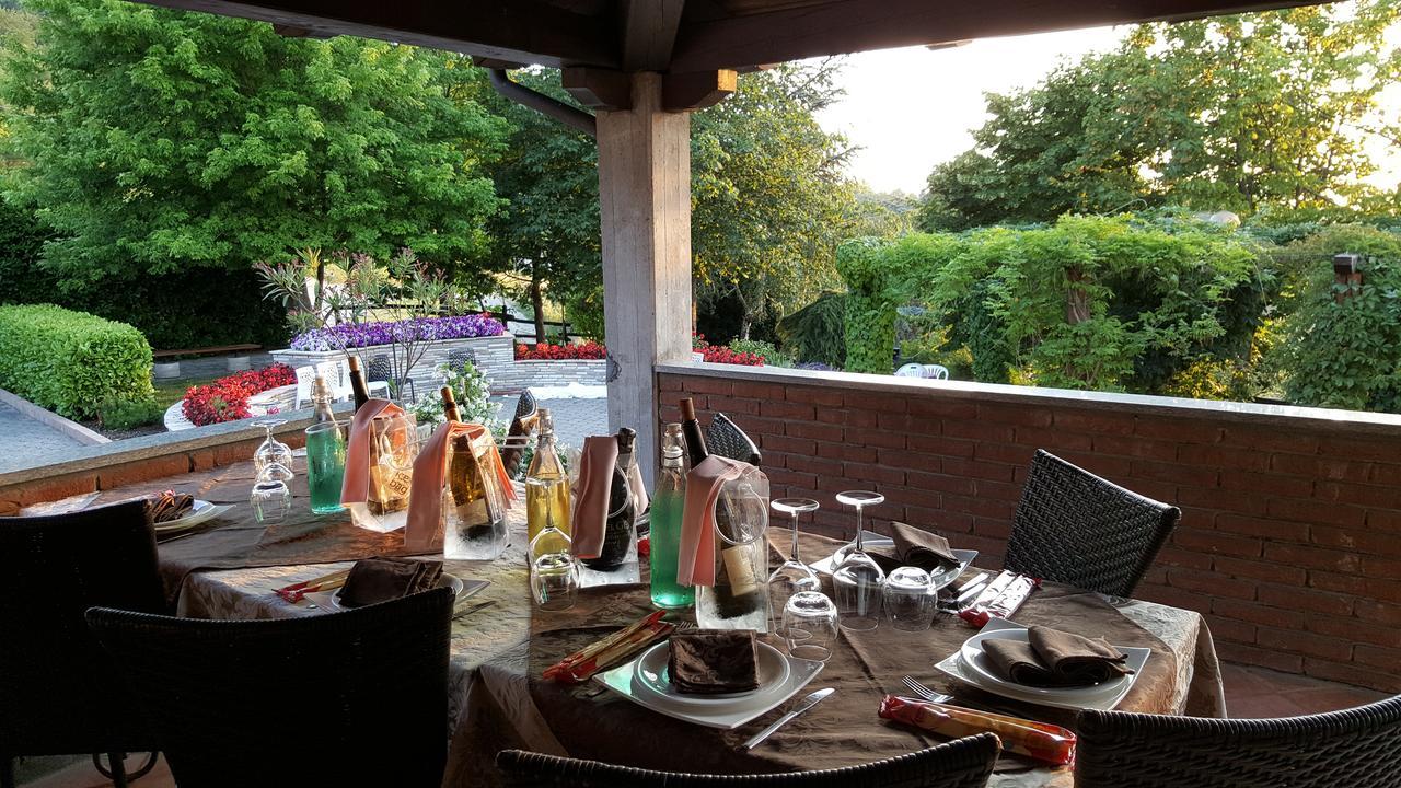 Ristorante Primula Bianca Varzi Exterior foto